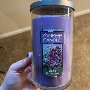 Yankee Candle - Lilac Blossoms